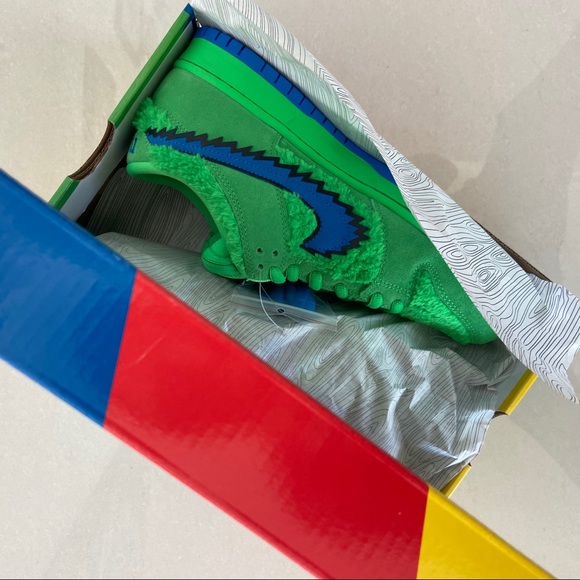 Nike Men’s SB Dunk Low - Grateful Dead Green - Picture 10 of 10